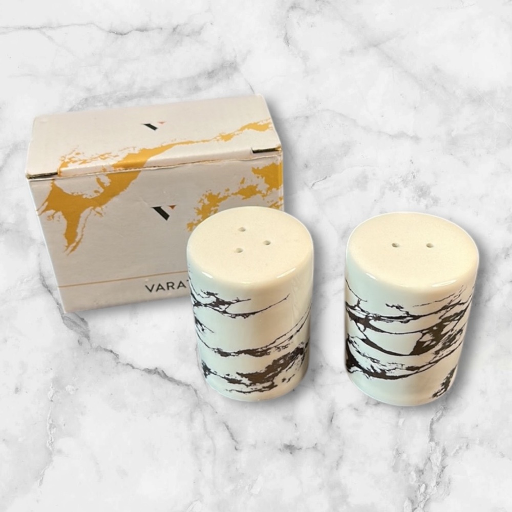 Varato ceramic salt and pepper shaker set white with gold marble new in box